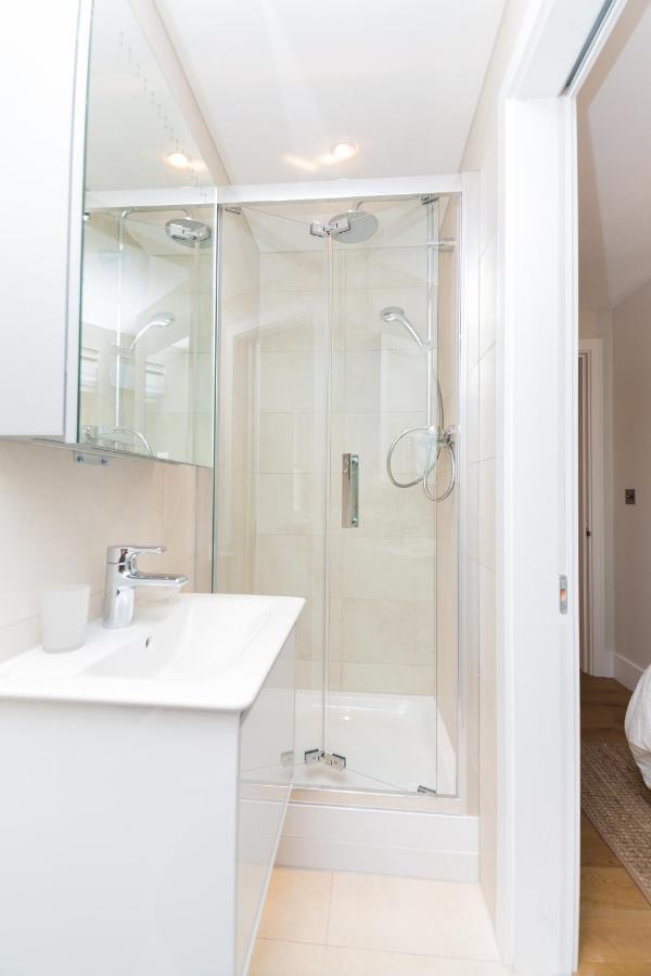 Whitfield Street Apartments Londra Esterno foto