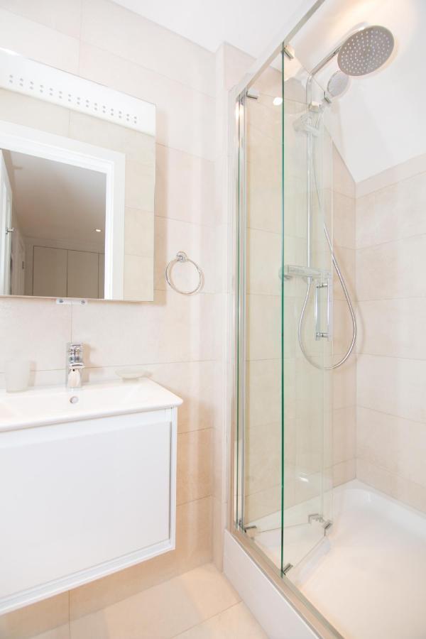 Whitfield Street Apartments Londra Esterno foto
